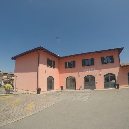 Hotel Barabba Quattro Castella المظهر الخارجي الصورة