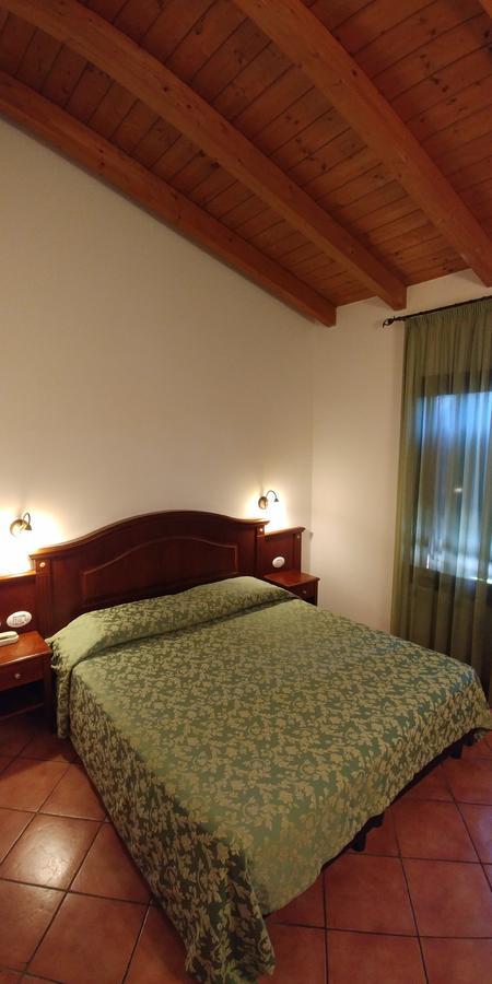 Hotel Barabba Quattro Castella المظهر الخارجي الصورة