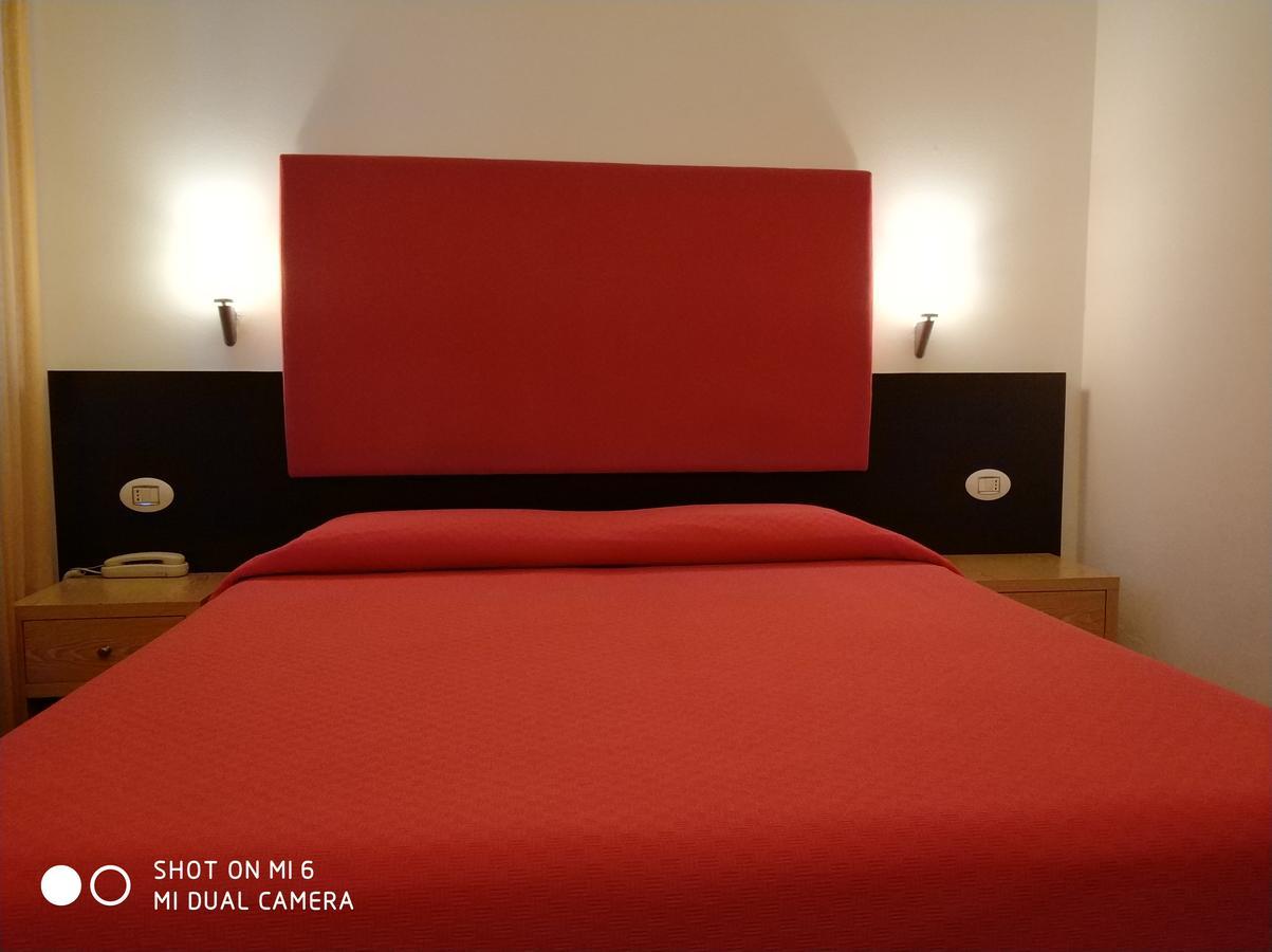 Hotel Barabba Quattro Castella المظهر الخارجي الصورة